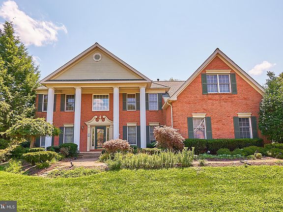 3rd image of 13275 Holly Meadow Ln