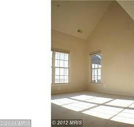 5th image of 512 Fallsgrove Dr
