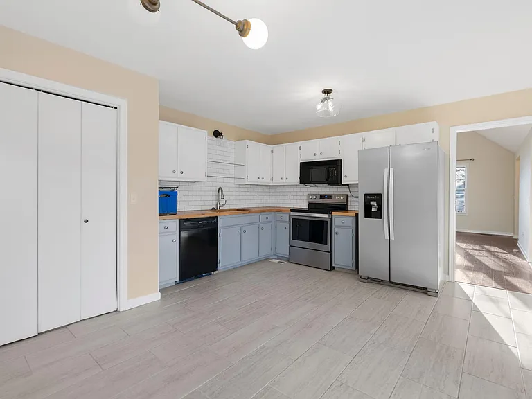 805 Fitzpatrick Rd — Photo 6