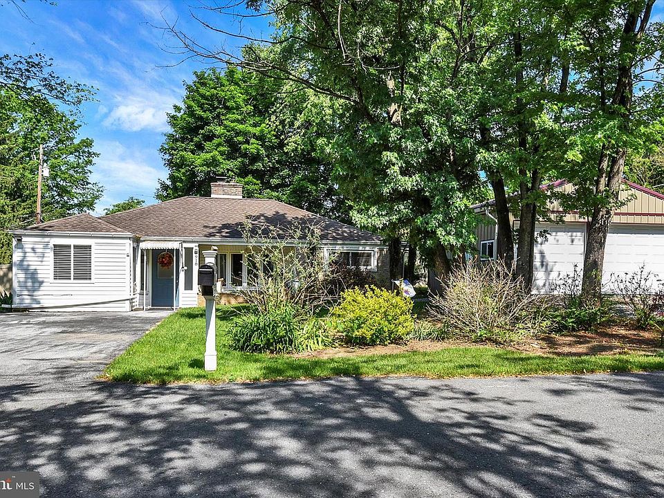 1st image of 918 Elm Ave