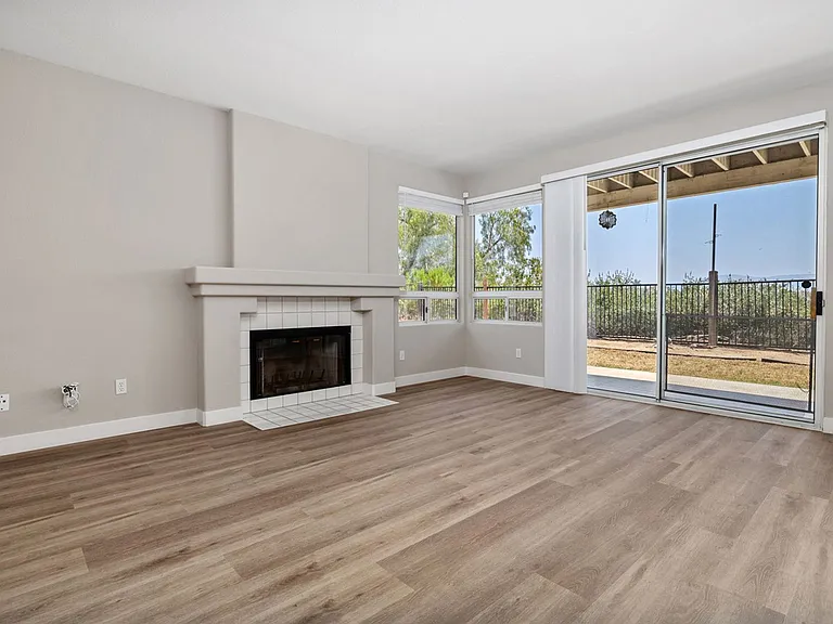 7996 Cicada Ct — Photo 9