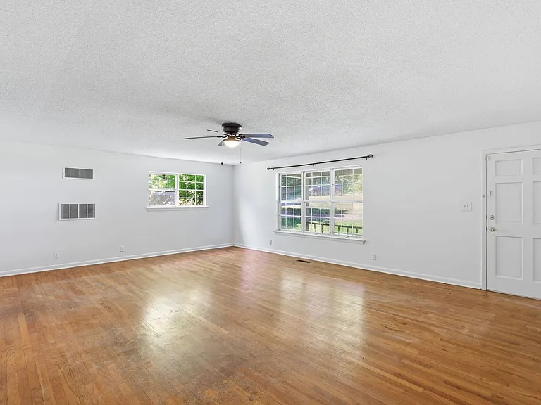5246 Old Hixson Pike — Photo 16