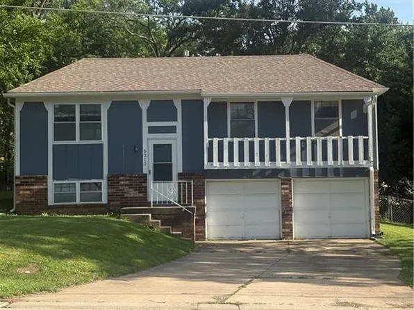 5212 NW Valley View Rd, Blue Springs, MO 64015