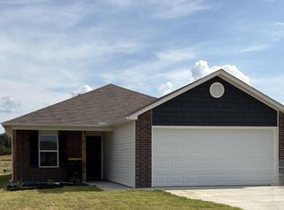 135 Sarah Alyse Ln, Cabot, AR 72023