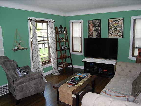 4th image of 16313 Elsienna Ave