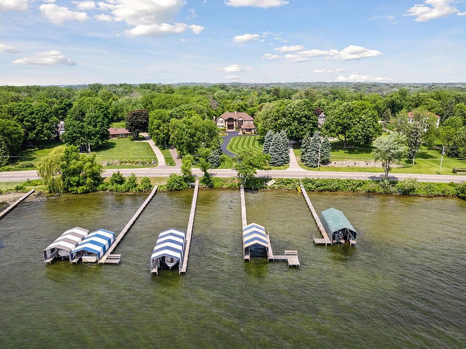 1st image of 1910 Shoreline Dr