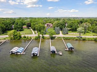 1910 Shoreline Dr, Wayzata, MN 55391
