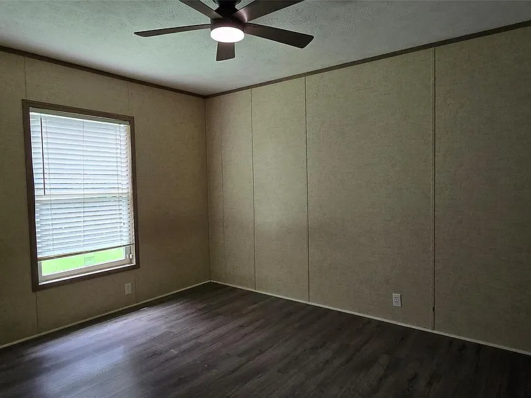 30605 Nichols Sawmill Rd — Photo 6