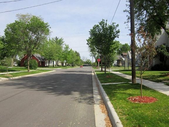 3rd image of 344 20th Ave N
