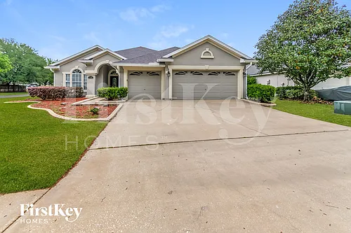 2970 Thorncrest Dr Photo 1