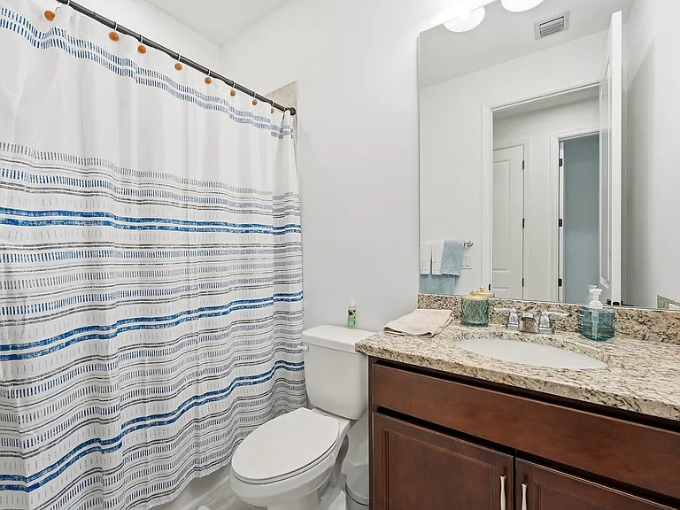 4767 N Longwood Lake Sq — Photo 22
