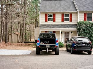 1817 Trailwood Dr, Raleigh, NC 27606