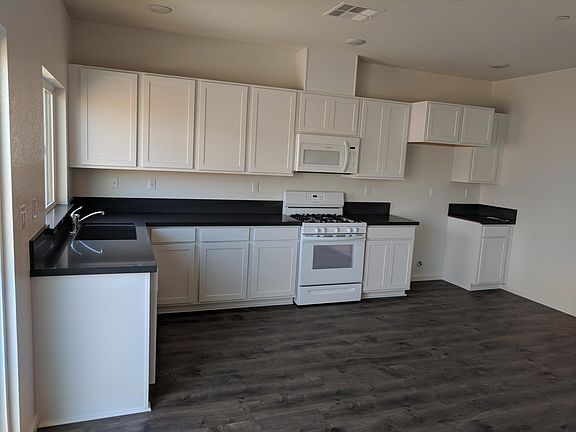 4th image of 440 Alboran Sea Cir