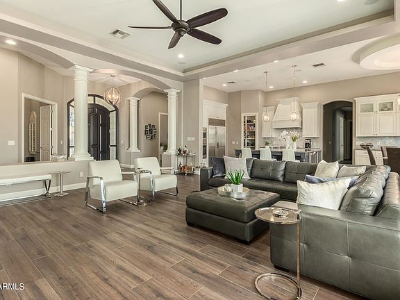 5th image of 2561 E Birchwood Pl