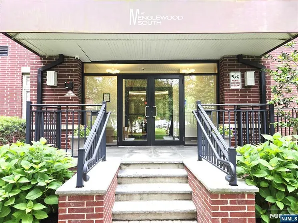 2208 Riverview Ave #208, Englewood, NJ 07631