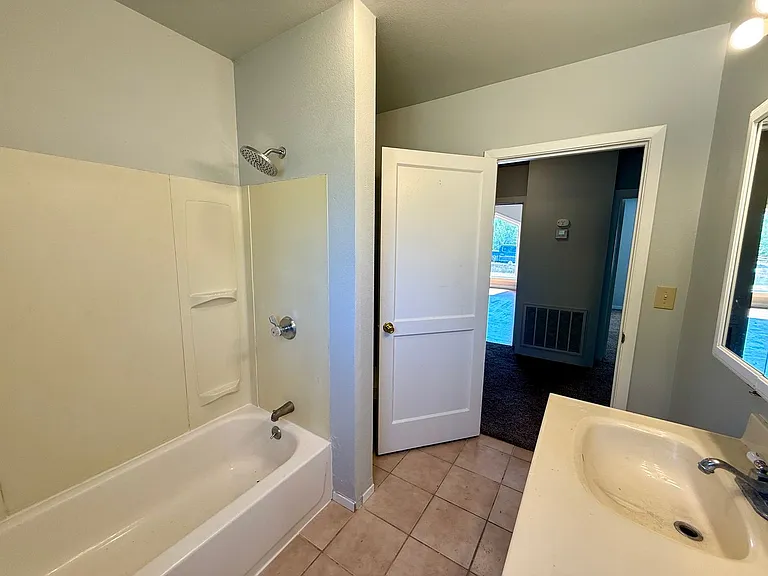 1659 County Rd E — Photo 12