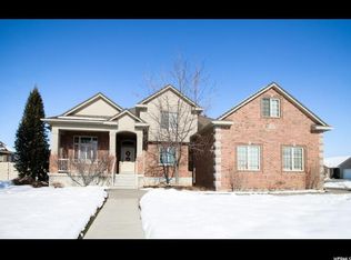 572 W 2225 S, Syracuse, UT 84075