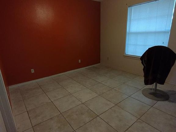 3rd image of 1434 E San Marcelo Blvd