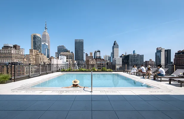 243 W 28th Street #N18D