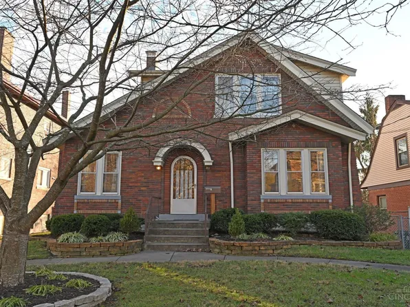 1625 Robinson Cir, Cincinnati, OH 45223