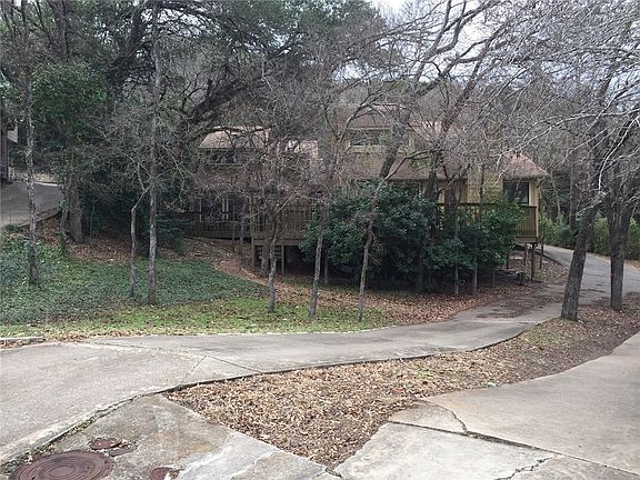 3rd image of 4510 Smooth Oak Dr #B