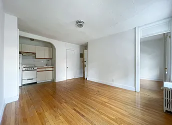 Rented by Kahen Properties