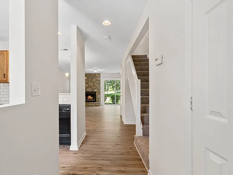4091 N Course Dr — Photo 5