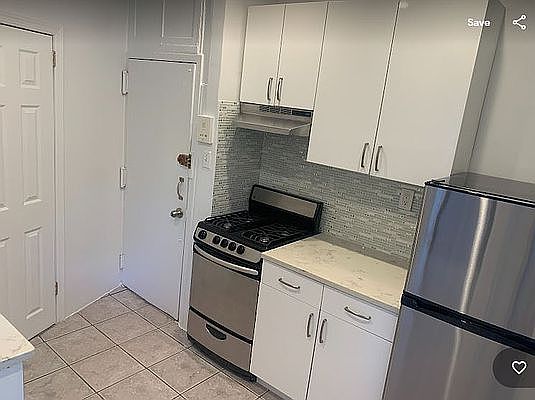 4th image of 527 W 46th St APT 9
