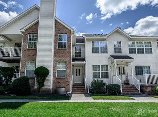 219 Vasser Dr, Piscataway, NJ 08854