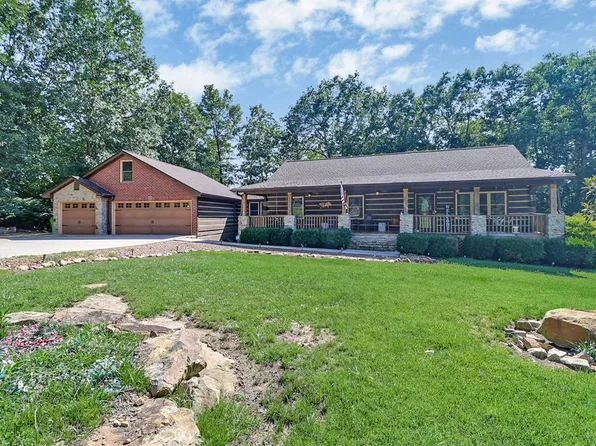 108 Grace Ln, Crossville, TN 38555