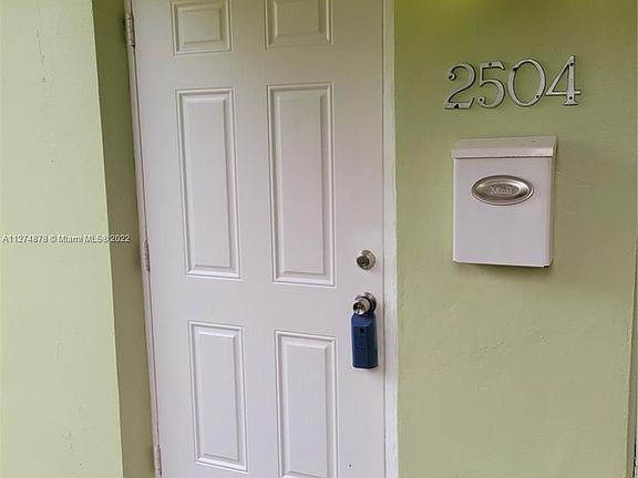 4th image of 2504 NW 9th Ln #2