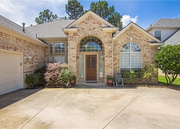 2nd image of 5204 Pineglen Ct
