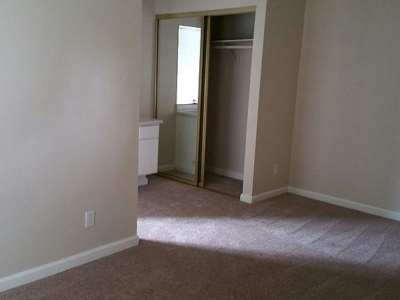 2nd image of 2234 Via Blanca APT B