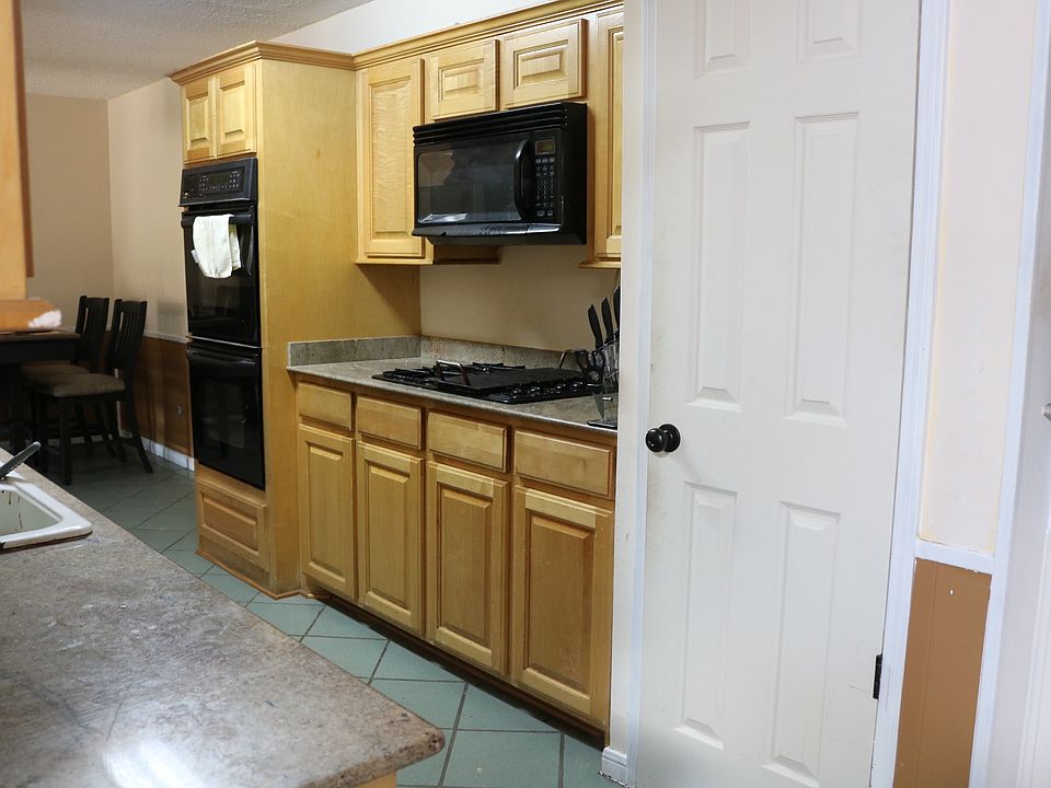 Kitchen with Double Oven