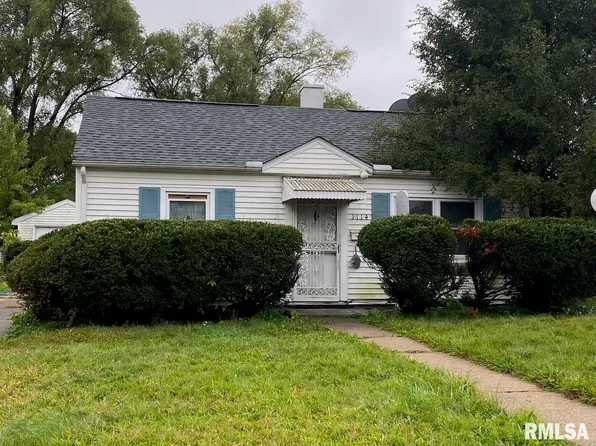 1114 W Groveland Ave, Peoria, IL 61604