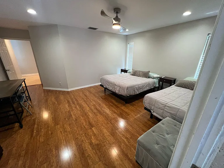 9664 W Lake Ct — Photo 11