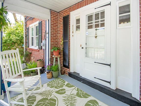 3rd image of 6151 Webbland Pl