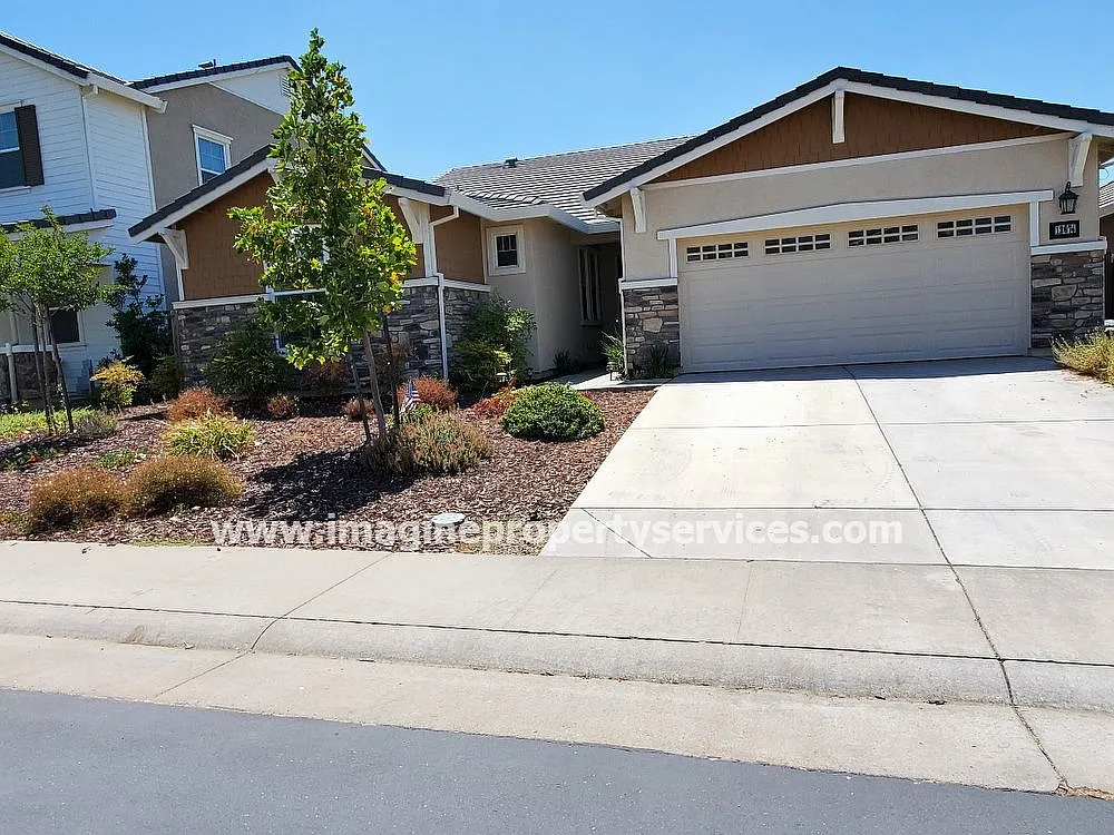 12674 Evanston Way photo 1
