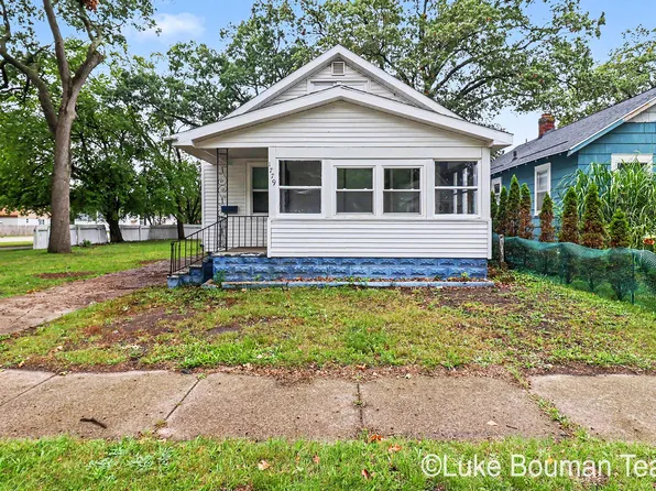 1779 Jarman St, Muskegon, MI 49442
