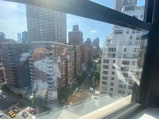 Rented by David Francis New York LLC | media 39