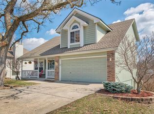 716 NW Rosaceae Dr, Blue Springs, MO 64015