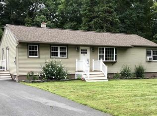 58 Westbrook Dr, Nassau, NY 12123