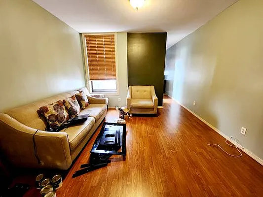 Rented by Brooklyn Property Group LLC | media 10