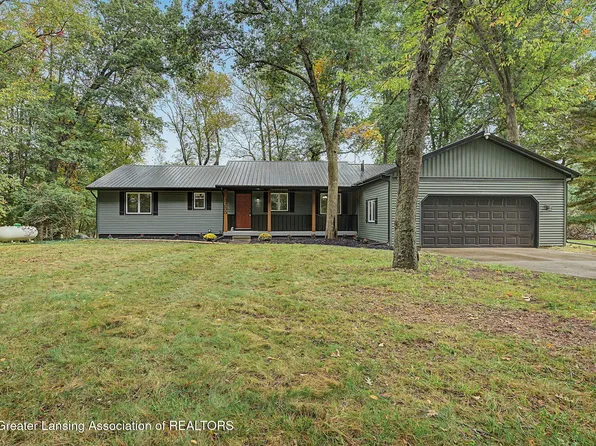 3255 Gale Rd, Eaton Rapids, MI 48827