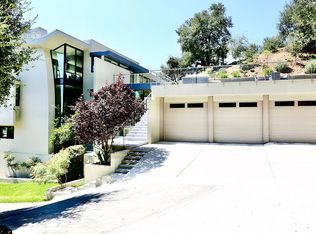 3555 Shaw Ranch Rd, Pasadena, CA 91107