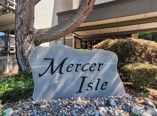 2500 81st Avenue SE #329, Mercer Island, WA
