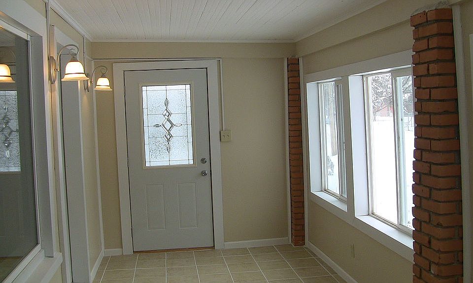 1st image of 1011 Princeton Ave