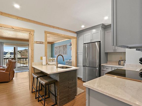 2nd image of 104 Sugar Ski Dr #413