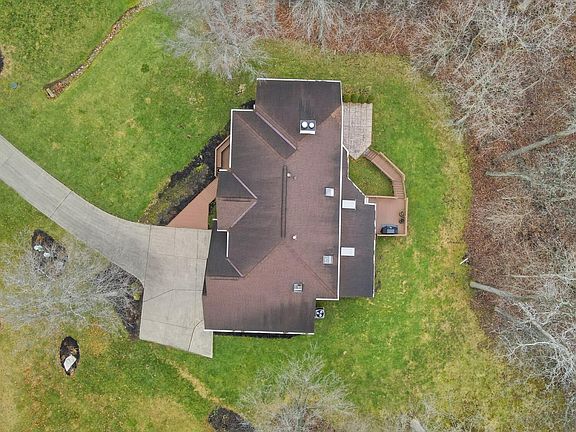 5th image of 3632 Woodstone Dr