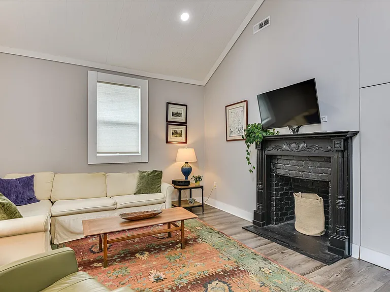 116 Edgefield Ave — Photo 9